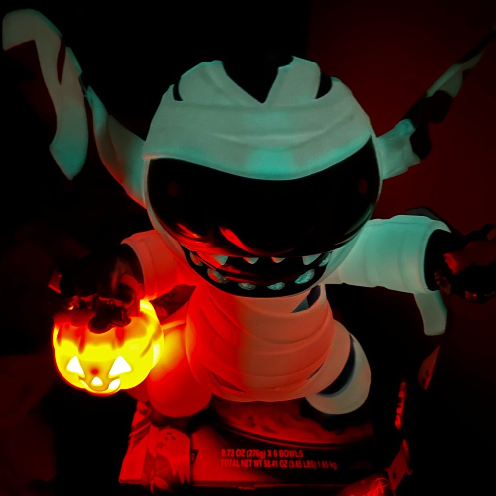 Stitch Halloween Glow in the Dark Light-Up Popcorn Bucket - Picture 11 of 11